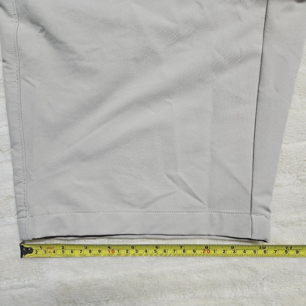 Under Armour Golf Shorts Size 30 Performance Casual - Picture 7 of 12